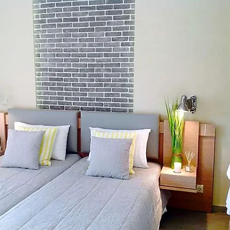 Galaxy Hotel 3*